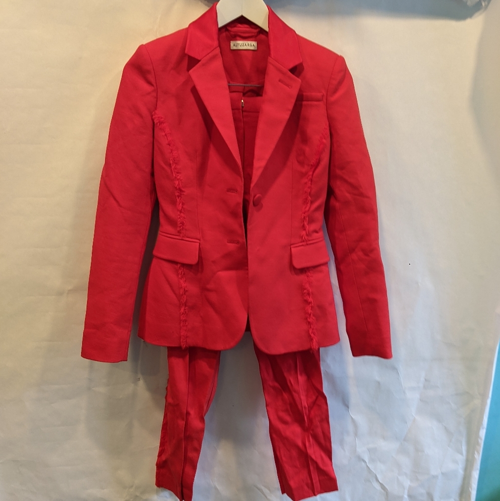 Altuzarra linen blend red pant suit size 6(38) in GUC